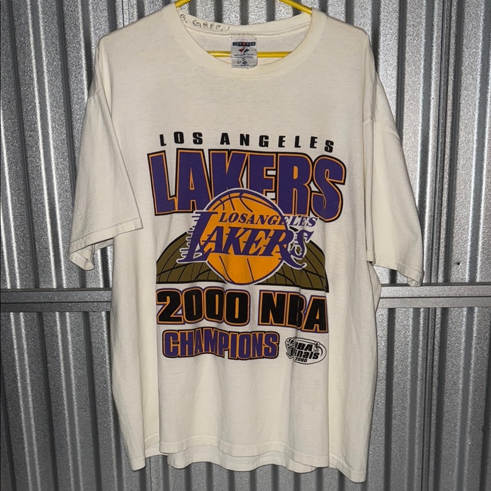 Los Angeles Lakers 2000 NBA Champions T-Shirt